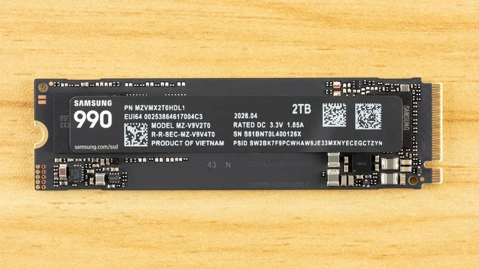 삼성 990 SSD 제품 이미지